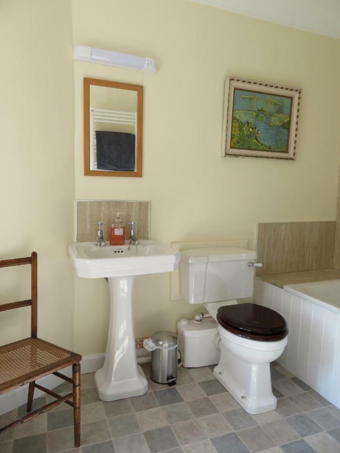 Balvraid Lodge B&B อินเวอร์เนส ภายนอก รูปภาพ